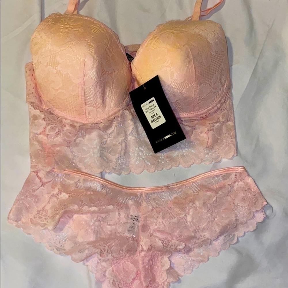 2 piece lingerie set light pink